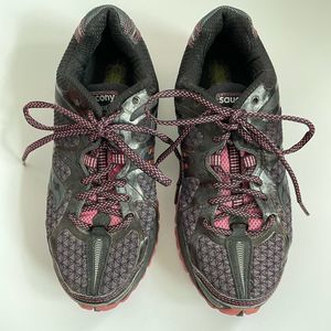 Saucony Xodus 2.0 Trail Running Women’s Sneakers